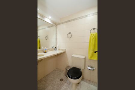 Apartamento à venda com 63m², 2 quartos e 2 vagasBanheiro Social