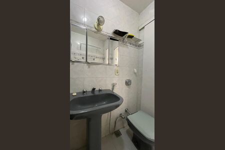 Apartamento para alugar com 98m², 3 quartos e sem vagaBanheiro