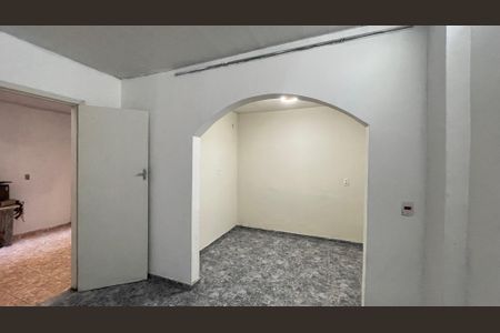 Apartamento para alugar com 98m², 3 quartos e sem vagaQuarto fundos