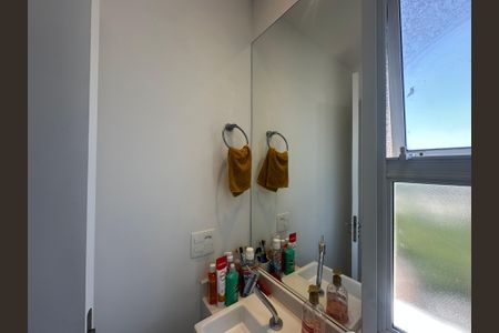 Apartamento à venda com 69m², 2 quartos e 2 vagasBanheiro da Suíte 2