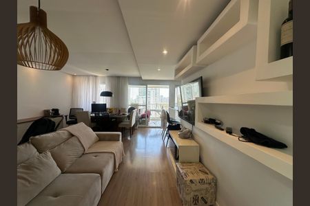 Apartamento à venda com 69m², 2 quartos e 2 vagasSala