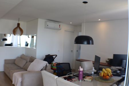 Apartamento à venda com 69m², 2 quartos e 2 vagasSala