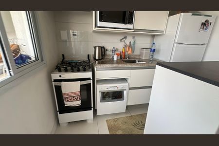 Apartamento à venda com 69m², 2 quartos e 2 vagasCozinha