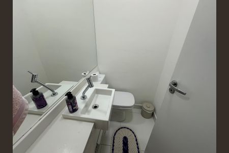 Apartamento à venda com 69m², 2 quartos e 2 vagasLavabo