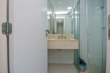 Casa à venda com 88m², 3 quartos e 2 vagasBanheiro