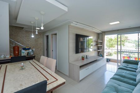 Casa à venda com 88m², 3 quartos e 2 vagasSala