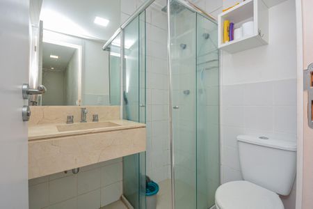 Casa à venda com 88m², 3 quartos e 2 vagasBanheiro