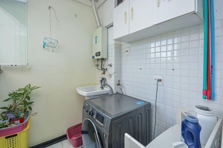 Casa à venda com 88m², 3 quartos e 2 vagasÁrea de Serviço