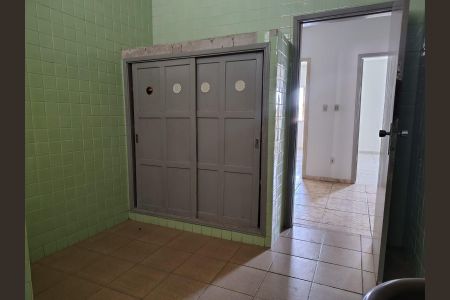 Casa à venda com 261m², 3 quartos e 1 vaga