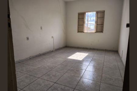 Casa à venda com 261m², 3 quartos e 1 vaga