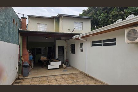 Casa à venda com 268m², 2 quartos e 2 vagas