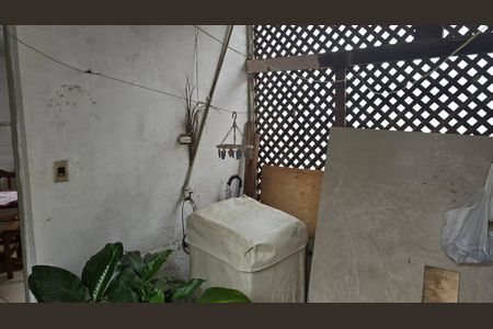 Casa à venda com 268m², 2 quartos e 2 vagas