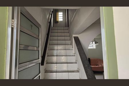 Casa à venda com 268m², 2 quartos e 2 vagas