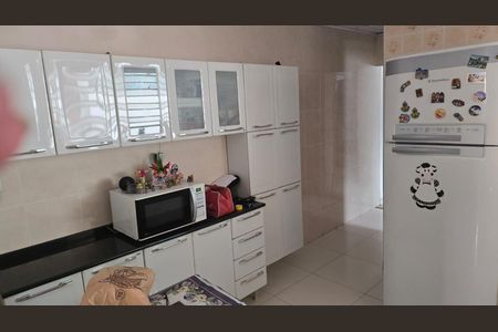 Casa à venda com 268m², 2 quartos e 2 vagas