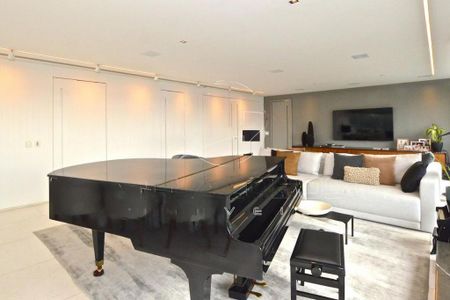 Apartamento à venda com 286m², 3 quartos e 4 vagas