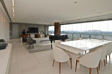 Apartamento à venda com 286m², 3 quartos e 4 vagas