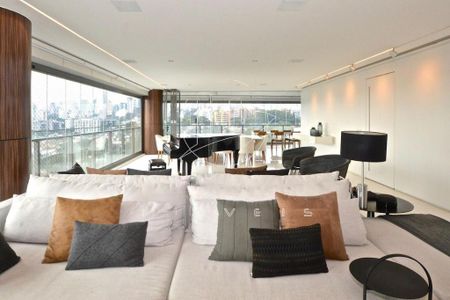 Apartamento à venda com 286m², 3 quartos e 4 vagas