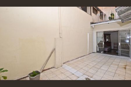 Apartamento à venda com 118m², 2 quartos e sem vaga