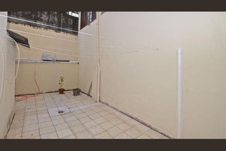 Apartamento à venda com 118m², 2 quartos e sem vaga