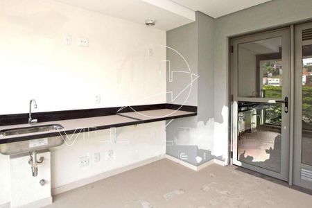 Apartamento à venda com 203m², 4 quartos e 3 vagas