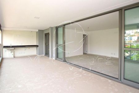 Apartamento à venda com 203m², 4 quartos e 3 vagas