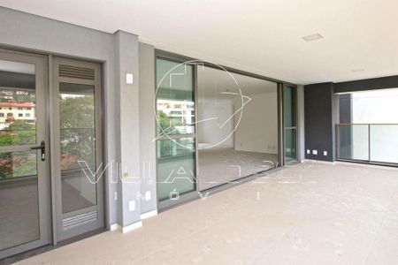 Apartamento à venda com 203m², 4 quartos e 3 vagas