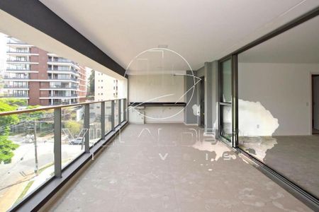 Apartamento à venda com 203m², 4 quartos e 3 vagas