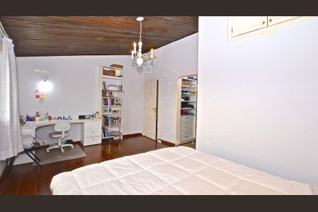 Casa à venda com 403m², 4 quartos e 6 vagas