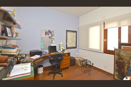 Casa à venda com 400m², 4 quartos e sem vaga