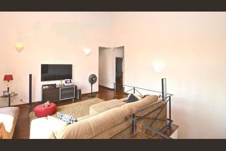 Casa à venda com 400m², 4 quartos e sem vaga