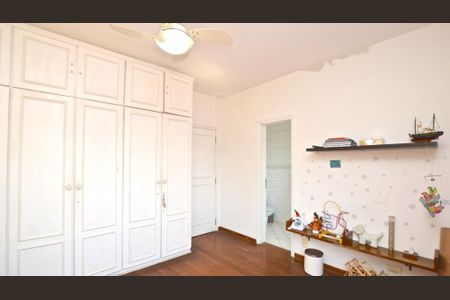 Casa à venda com 400m², 4 quartos e sem vaga