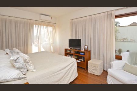 Casa à venda com 400m², 4 quartos e sem vaga