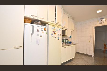 Casa à venda com 400m², 4 quartos e sem vaga