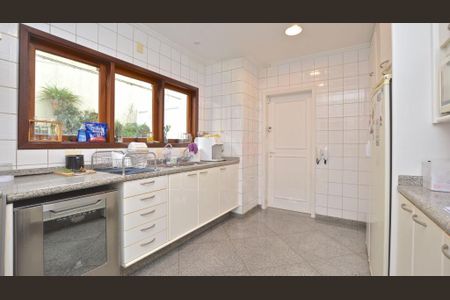 Casa à venda com 400m², 4 quartos e sem vaga