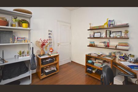 Casa à venda com 400m², 4 quartos e sem vaga