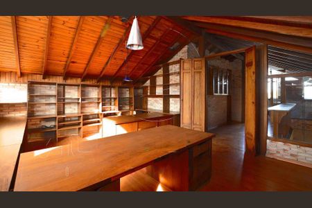 Casa à venda com 4 quartos, 421m² em Butantã, São Paulo