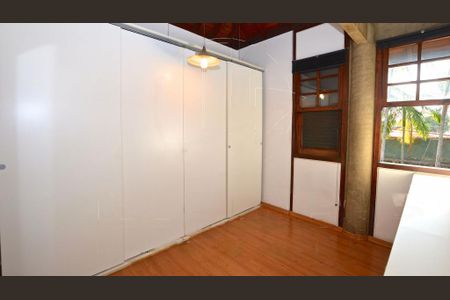 Casa à venda com 4 quartos, 421m² em Butantã, São Paulo