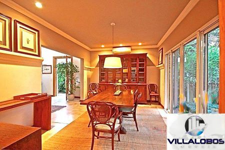 Casa à venda com 4 quartos, 400m² em Boaçava, São Paulo