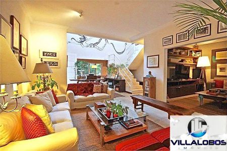 Casa à venda com 4 quartos, 400m² em Boaçava, São Paulo