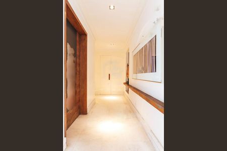 Apartamento à venda com 319m², 4 quartos e 5 vagas