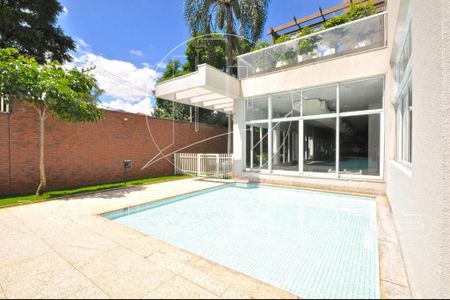 Apartamento à venda com 319m², 4 quartos e 5 vagas