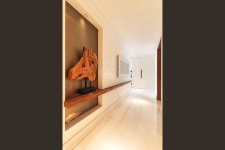 Apartamento à venda com 319m², 4 quartos e 5 vagas