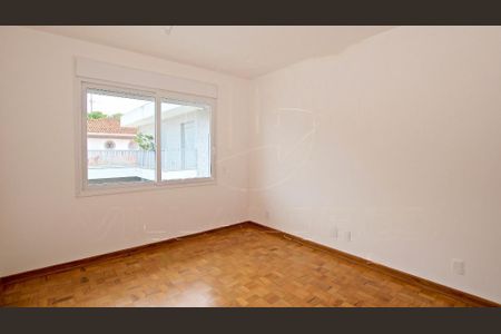 Casa à venda com 4 quartos, 263m² em Alto de Pinheiros, São Paulo