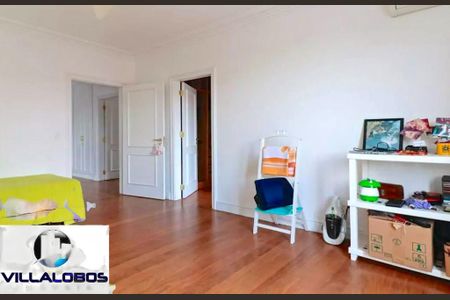 Casa à venda com 4 quartos, 421m² em Vila Madalena, São Paulo