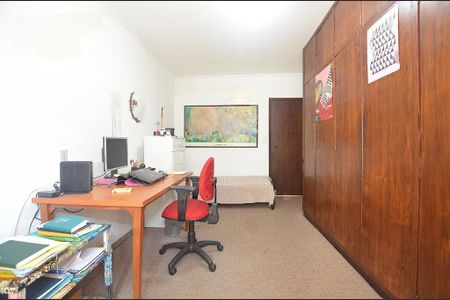 Casa à venda com 250m², 3 quartos e 3 vagas