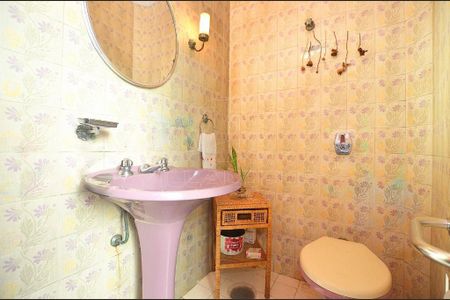 Casa à venda com 250m², 3 quartos e 3 vagas