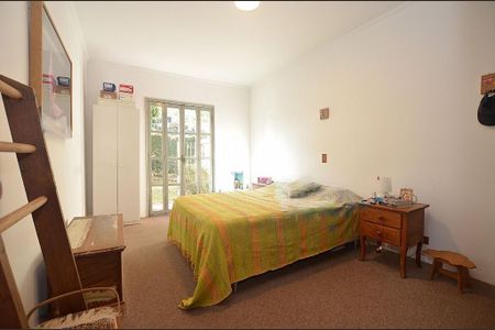 Casa à venda com 250m², 3 quartos e 3 vagas