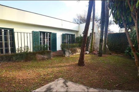 Casa à venda com 250m², 3 quartos e 3 vagas