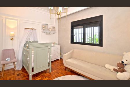 Casa à venda com 276m², 3 quartos e 4 vagas