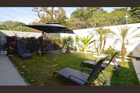 Casa à venda com 276m², 3 quartos e 4 vagas